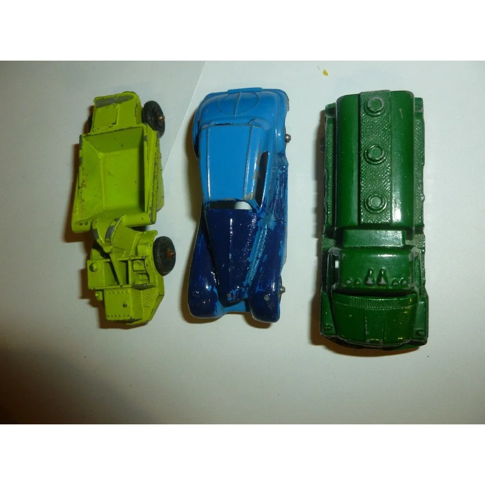 Vintage TootsieToy Diecast Lot Mercedes Earth Mover Tanker Truck Chicago USA